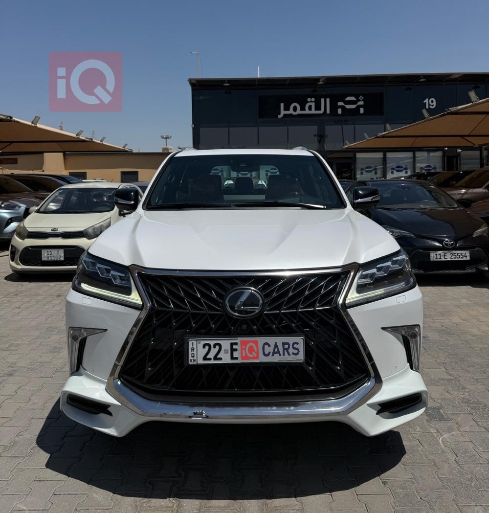 Lexus LX